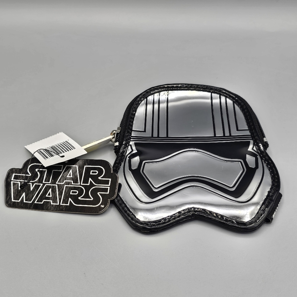 Loungefly Star Wars Captain Phasma Stormtrooper Chrome Disney Zipper Coin Purse